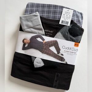 Cuddl Duds Men's Black and Gray Classic Pajama Sleep Set